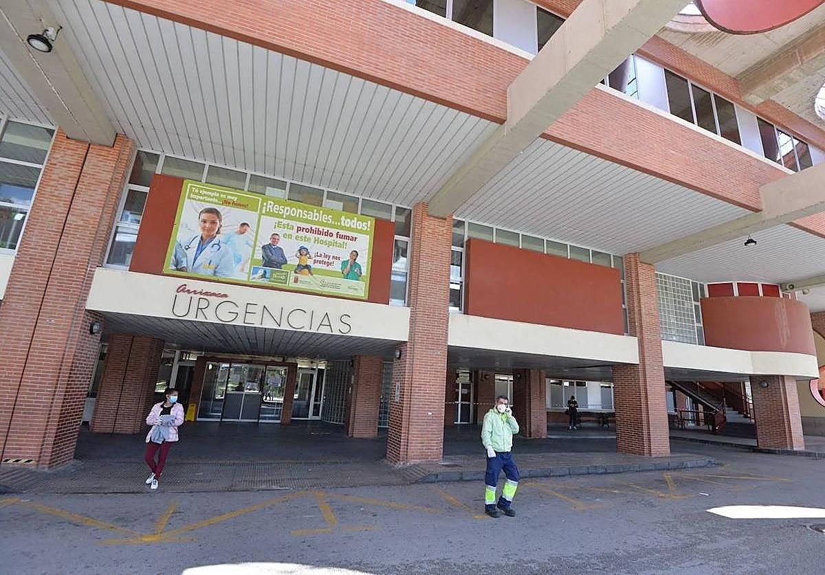 Entrada a urgencias del hospital Virgen de la Arrixaca.