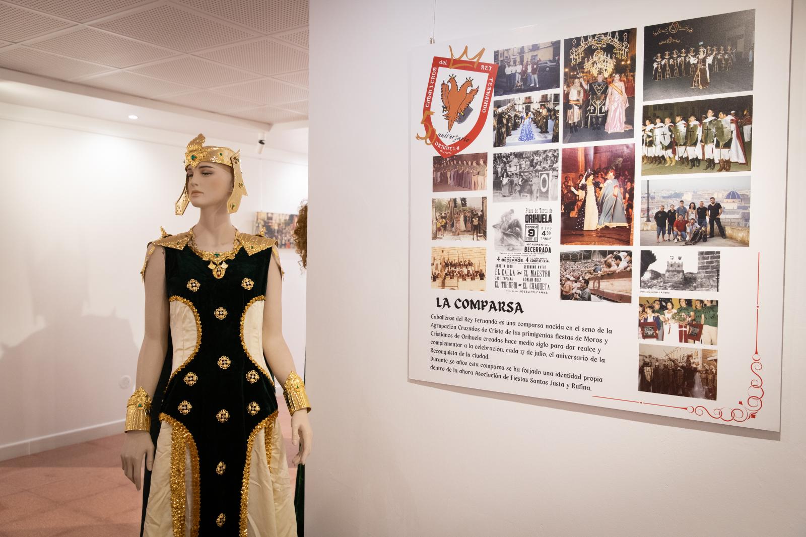 La exposición de los Caballeros del Rey Fernando en Orihuela, en imágenes