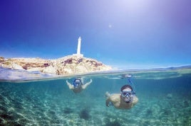 Siete lugares para hacer 'snorkel' y disfrutar de los fondos marinos de la Región de Murcia