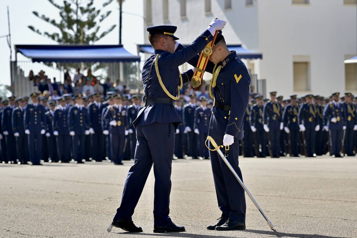 La entrega de Reales Despachos a los nuevos tenientes del Ejército del Aire