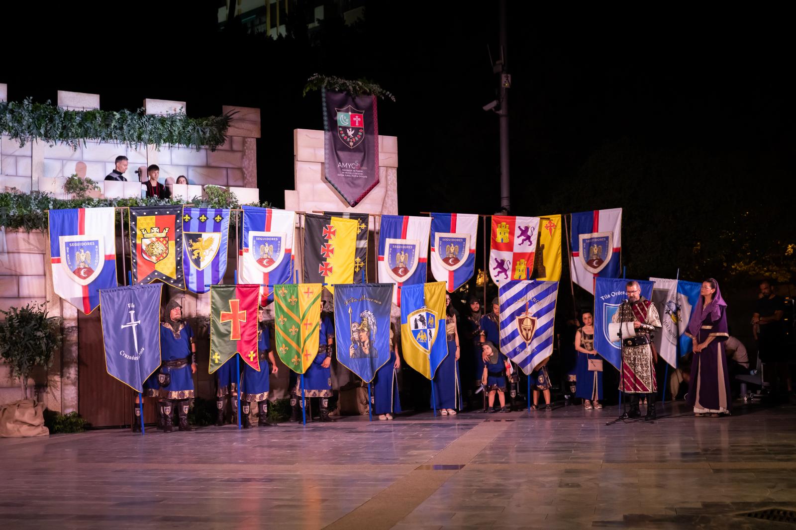 Las imágenes de la representación de la Toma del Castillo en Orihuela