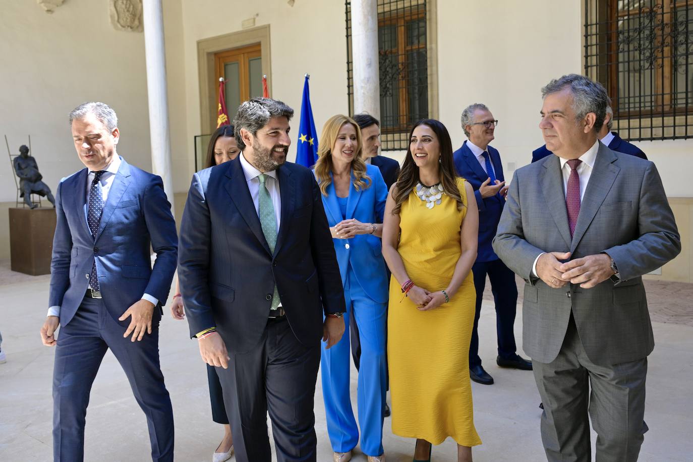 Toma de posesión de los nuevos consejeros del gobierno regional, en imágenes