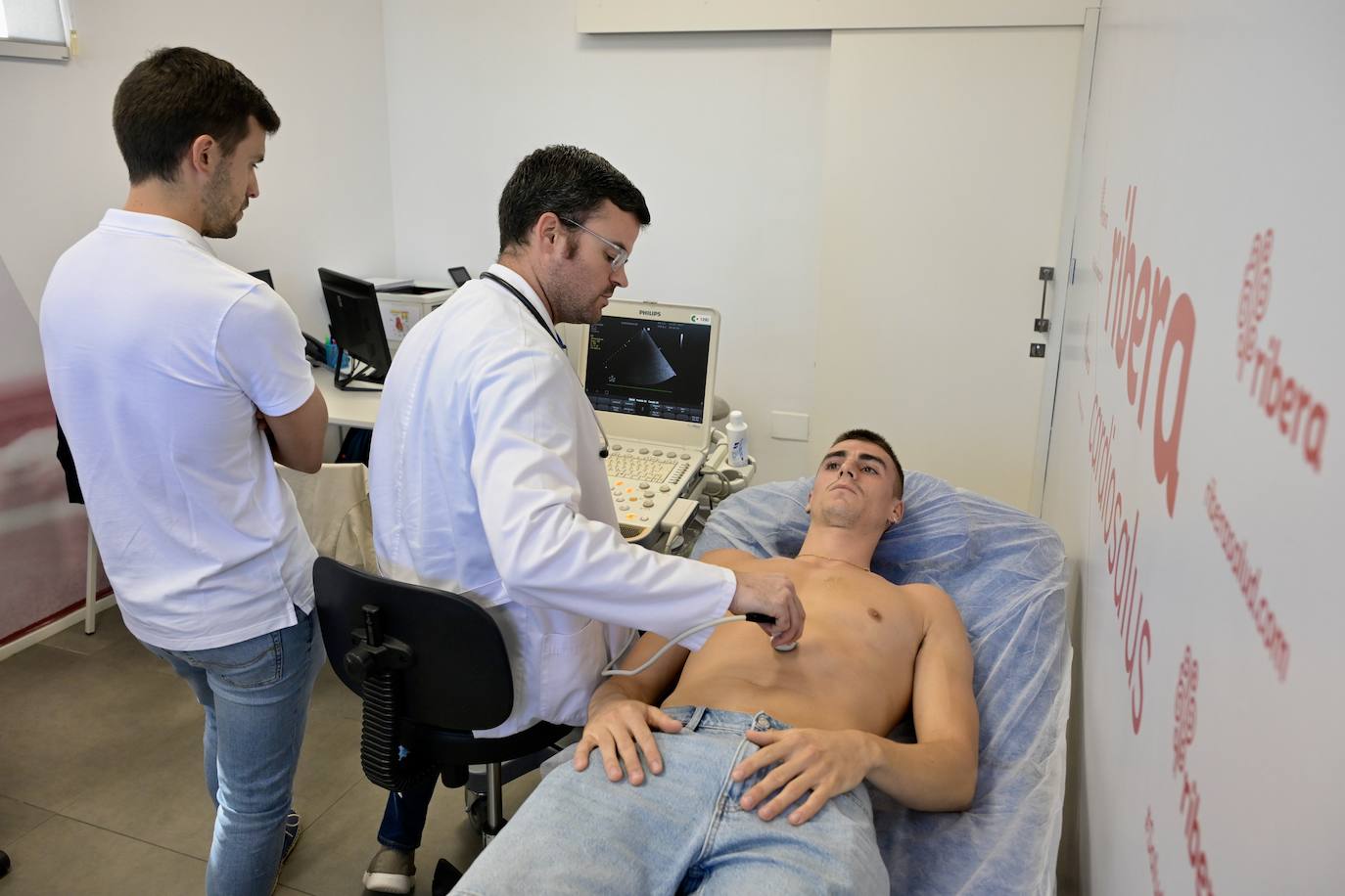 El Real Murcia pasa el reconocimiento médico, en imágenes