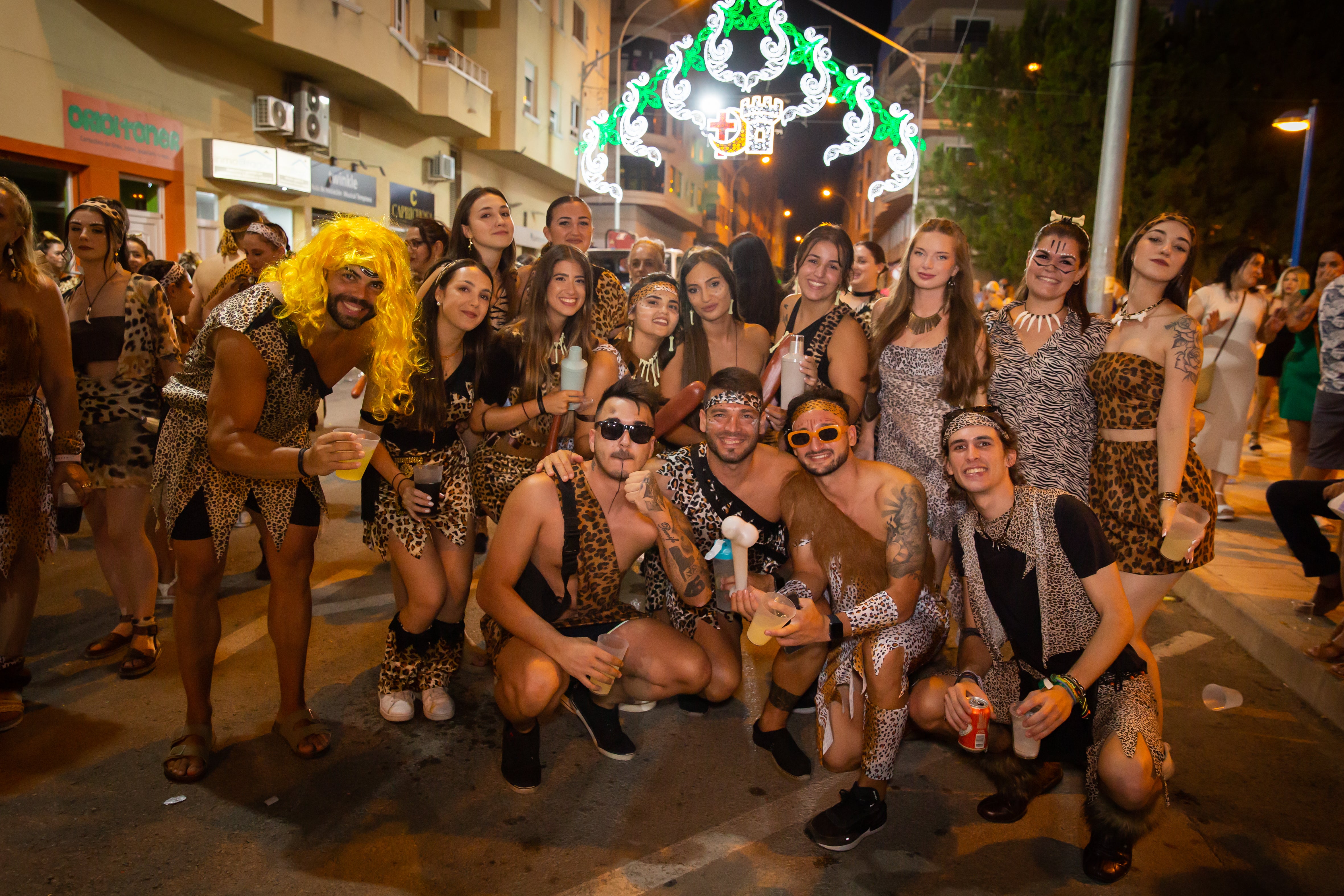 Las imágenes de la retreta festera de Orihuela