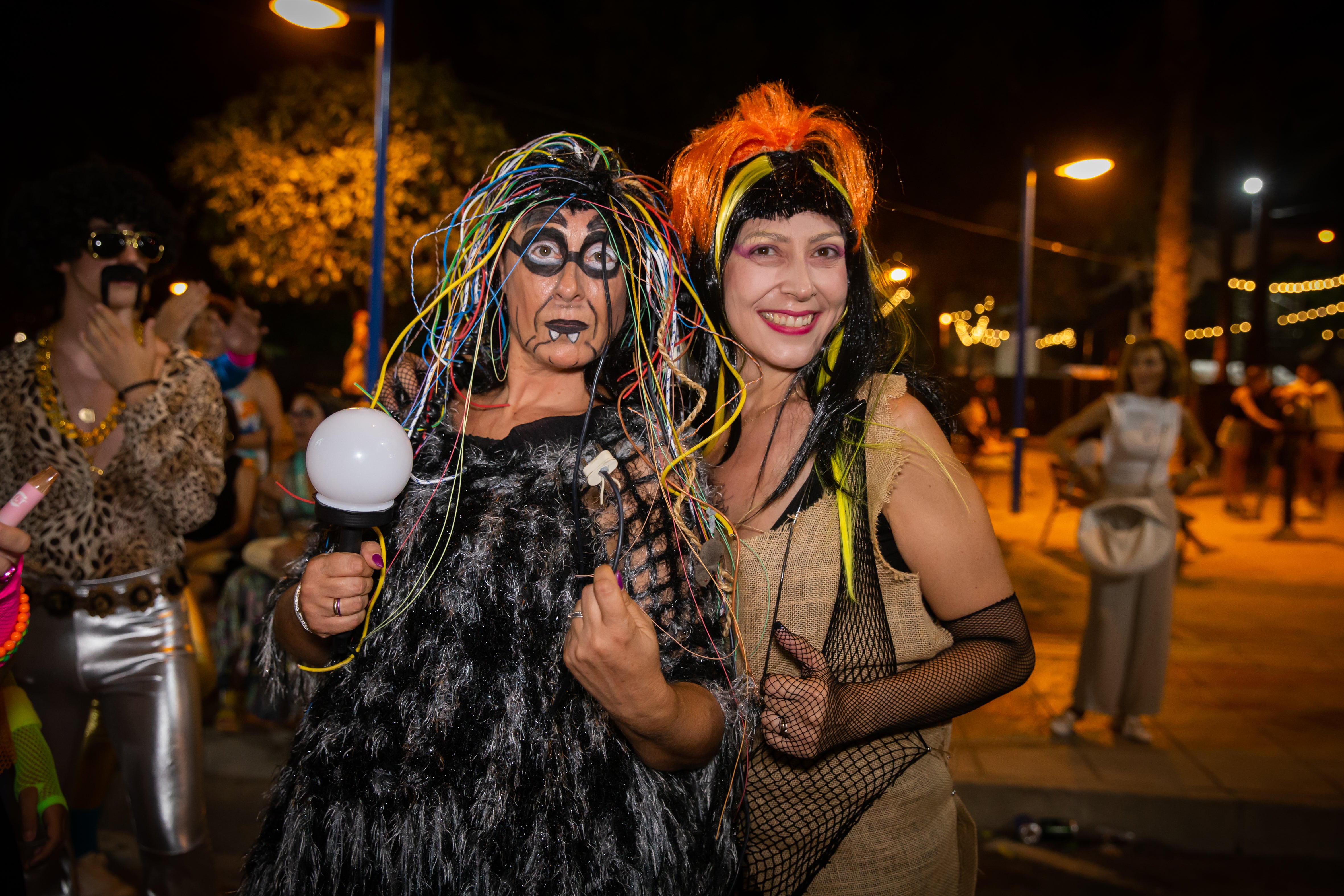 Las imágenes de la retreta festera de Orihuela