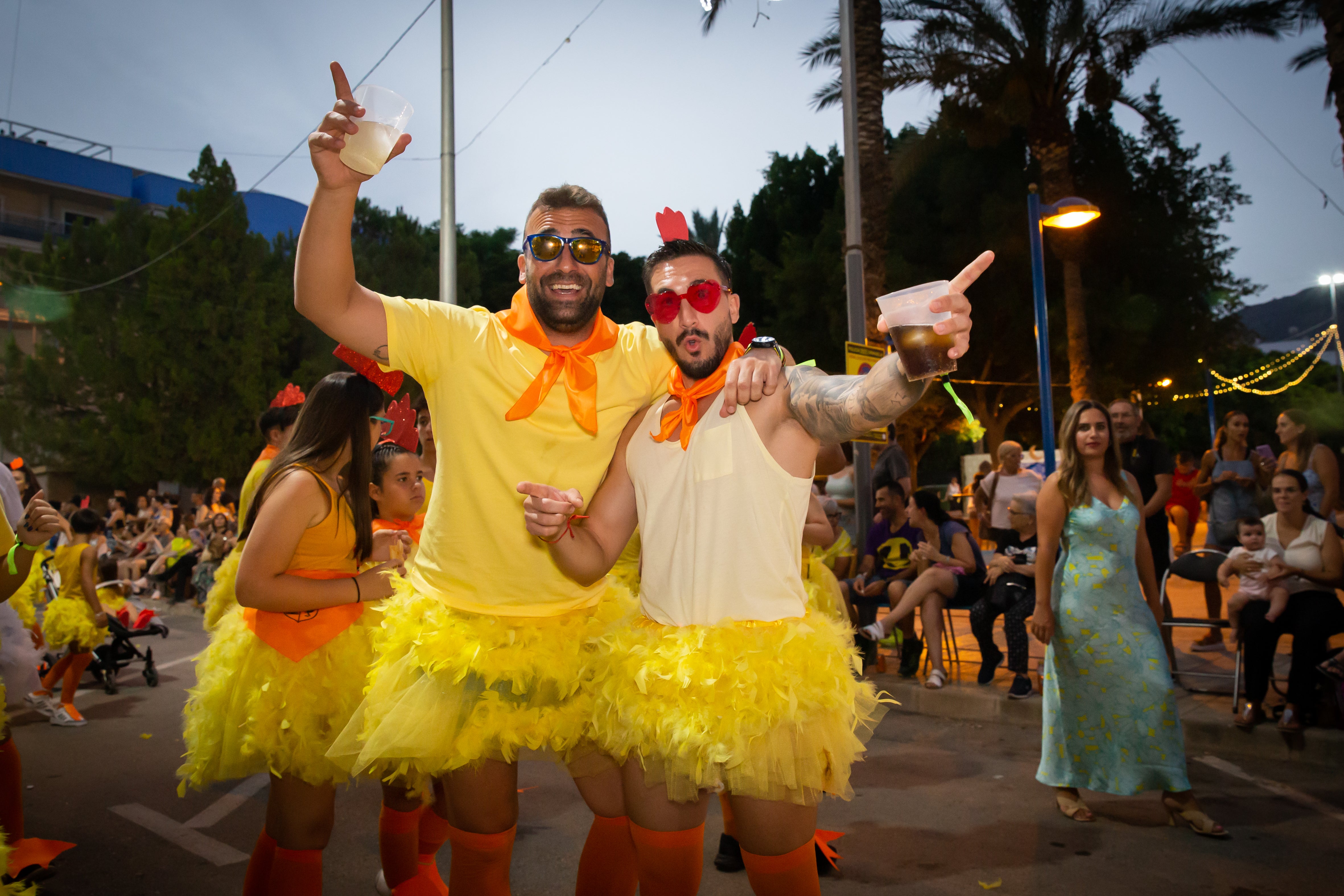 Las imágenes de la retreta festera de Orihuela