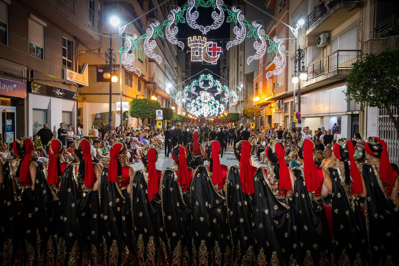 Desfile moro de las fiestas de Orihuela 2024, en imágenes