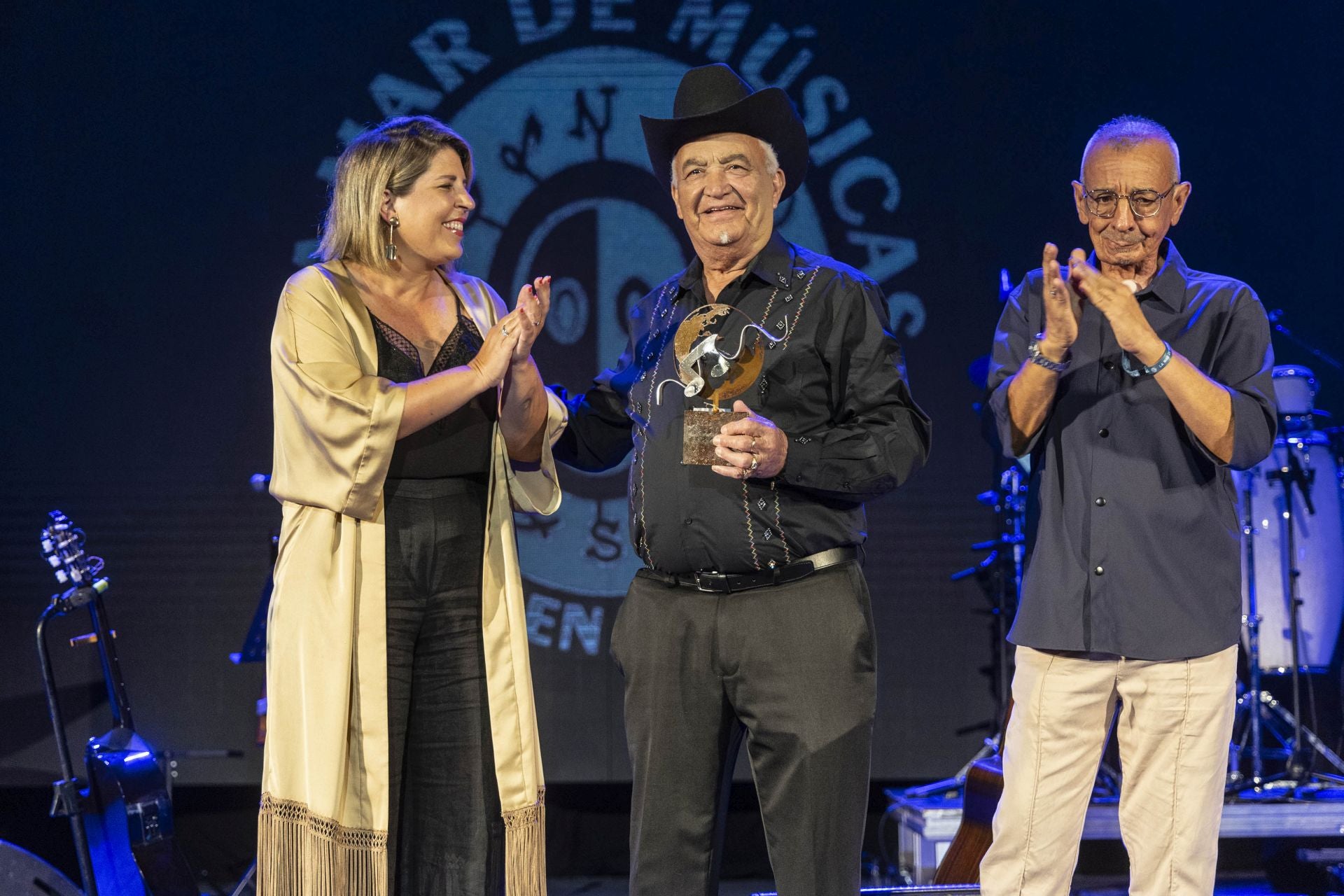 Los conciertos de Ana Lua Caiano, El Caribefunk, Ballakè Sissoko y Eliades Ochoa, en imágenes