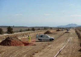 Obras de la plataforma de alta velocidad cerca de Sucina.