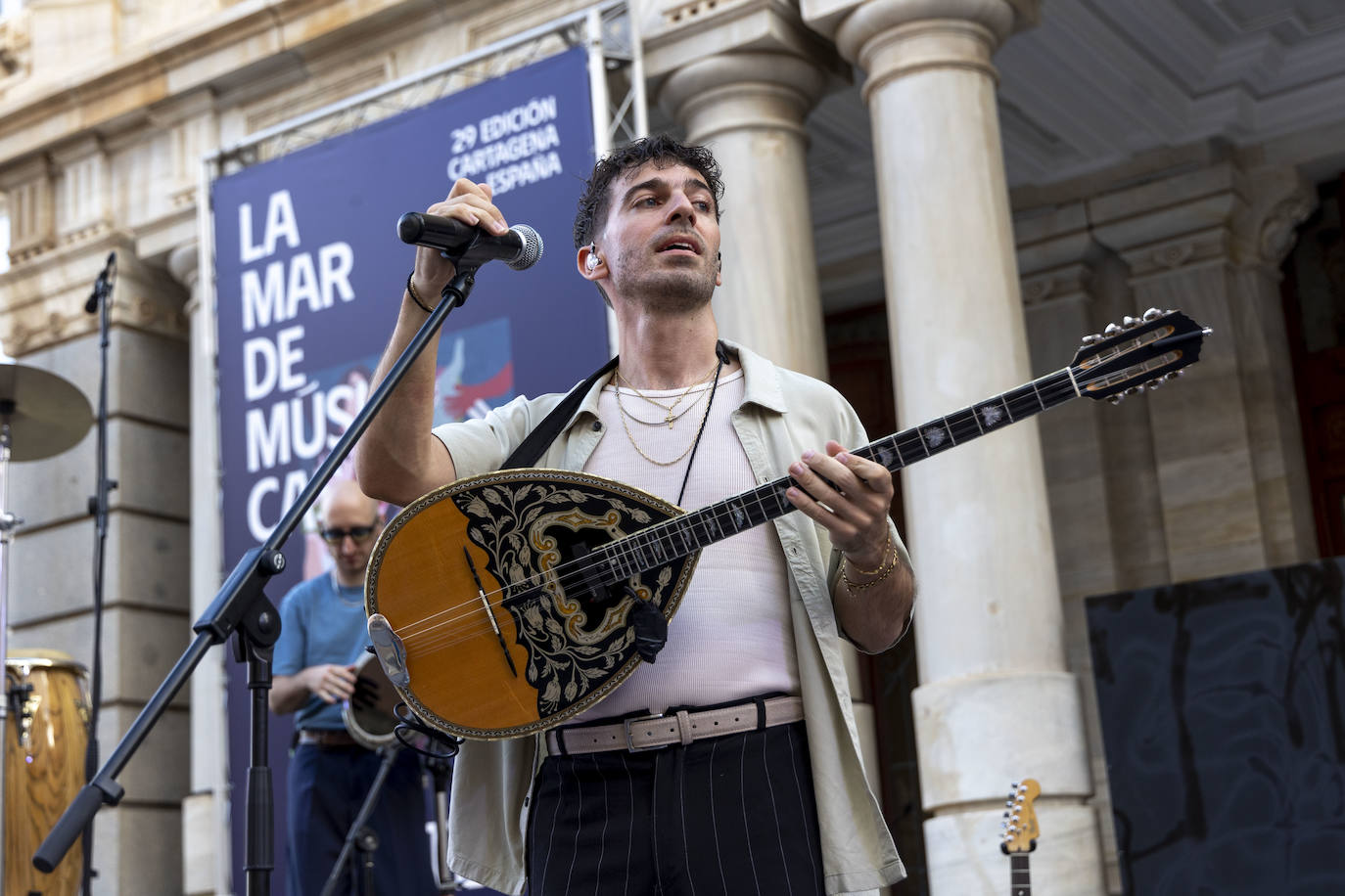 Los conciertos de Mavica, Papaconstantino, Rita Payés María José Llergo y Gaye Su Akyols, en imágenes