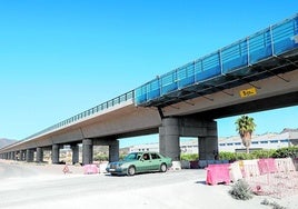 Construcción de la plataforma de alta velocidad en la pedanía lorquina de La Tercia.