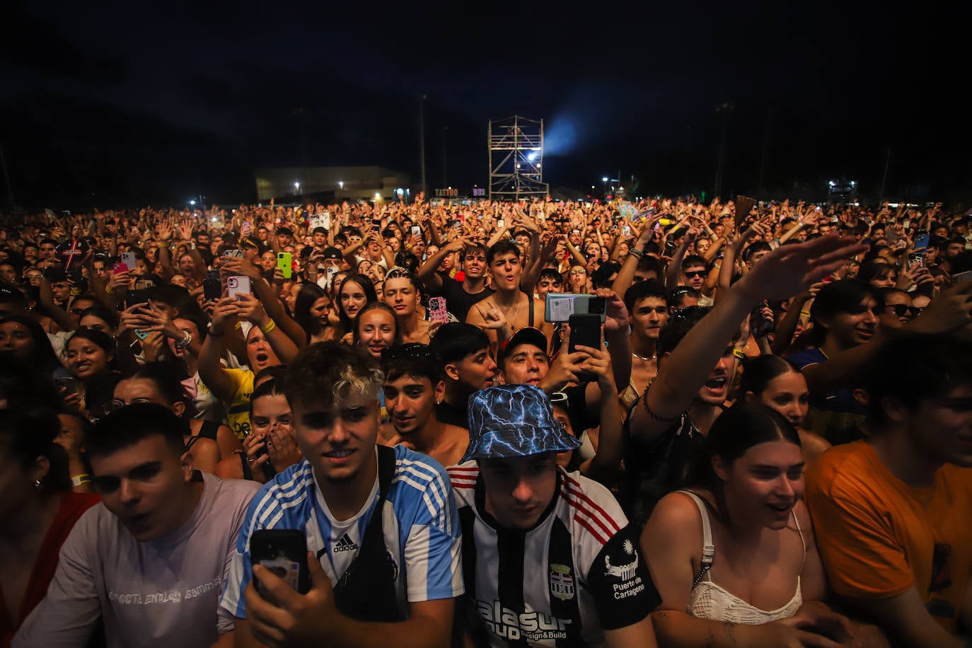 Los conciertos del domingo en el FAN FUTURA, en imágenes