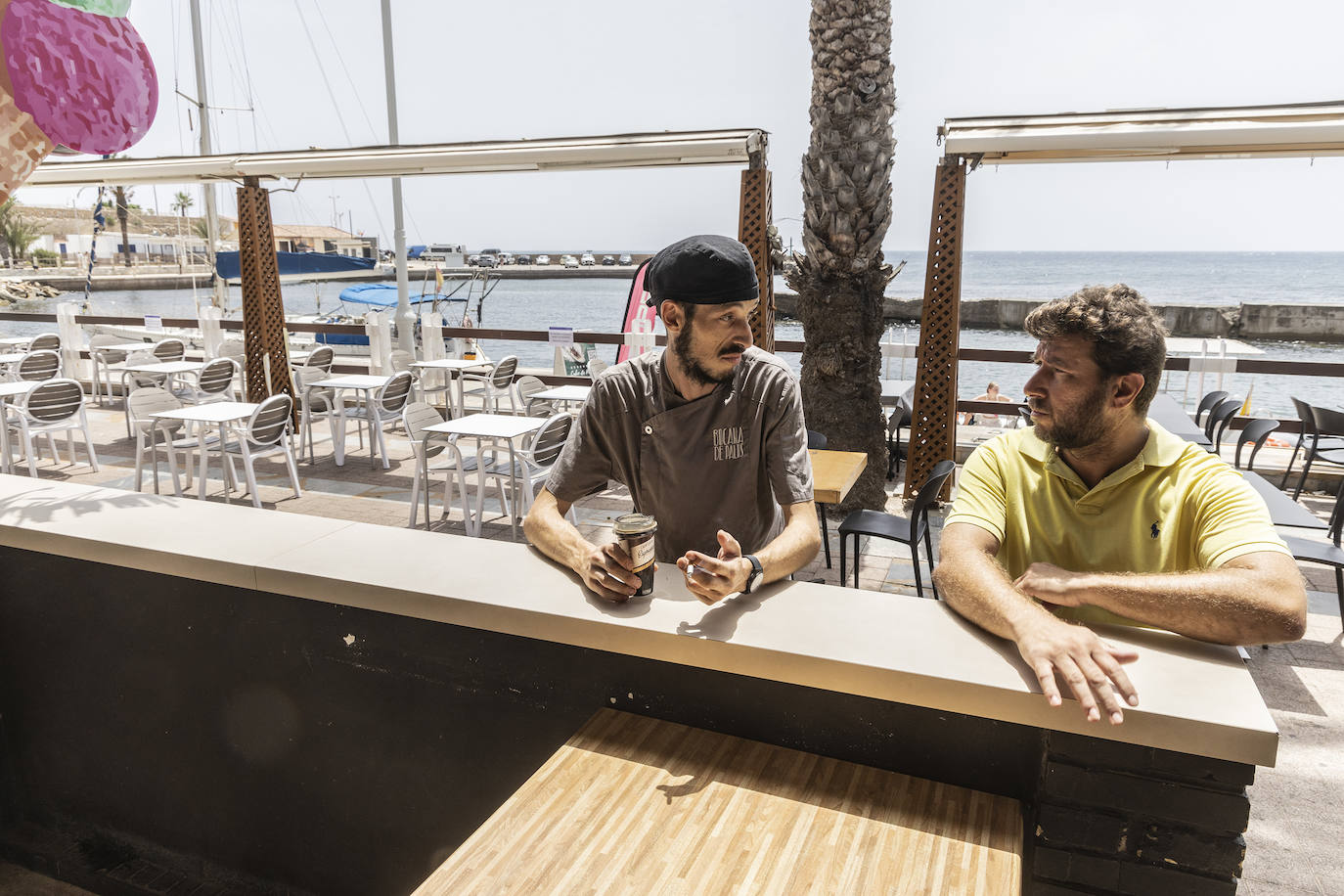 Negocios y vecinos de Cabo de Palos se quedan sin luz debido a una avería