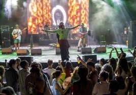 Califato 3/4 en el concierto que ofreció en 2023 en La Mar de Músicas de Cartagena.