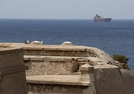 El 'Banglar Agradoot', fondeado frente a Cartagena.