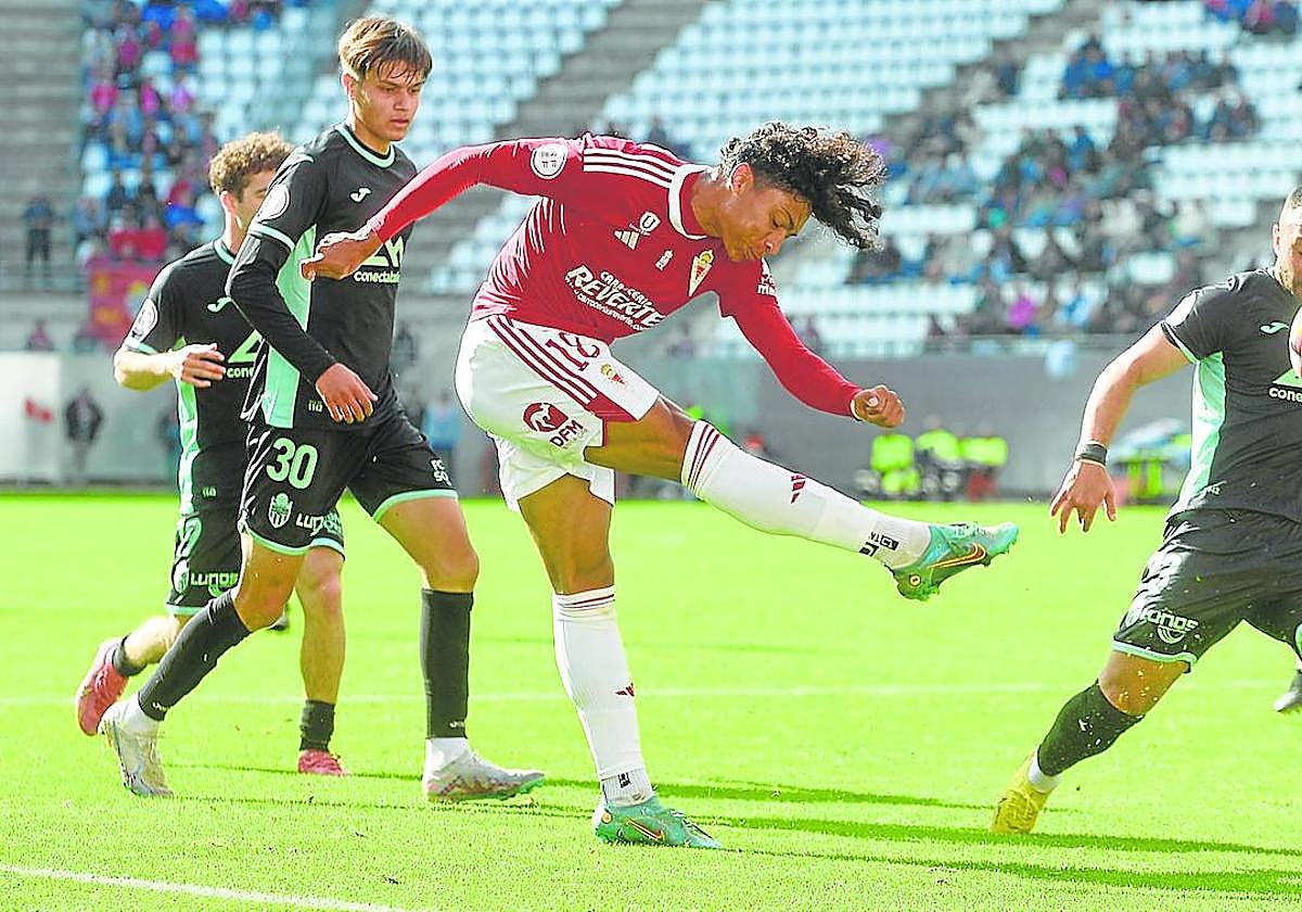 Carlos Rojas, hace unos meses, en un partido del Real Murcia.