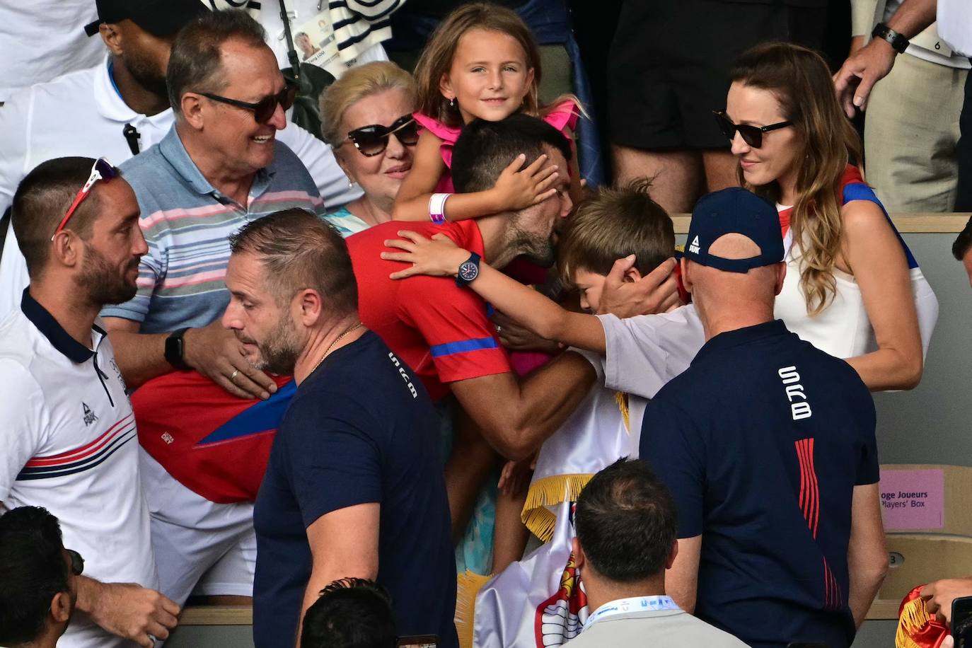 En imágenes, la final de tenis en los Juegos Olímpicos entre Carlos Alcaraz y Novak Djokovic