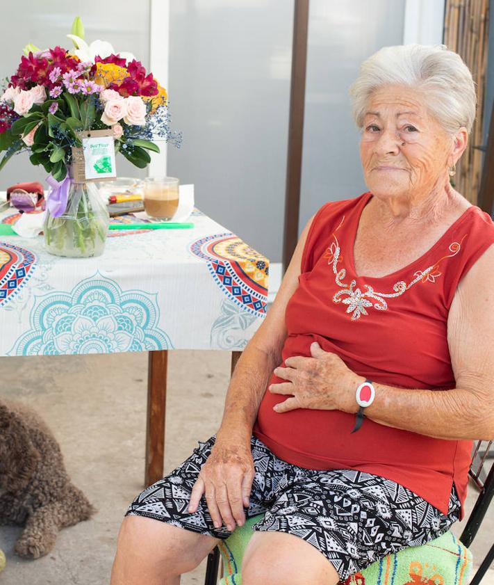 Imagen secundaria 2 - María Ignoto, vecina de La Arboleja de 83 años, en su casa