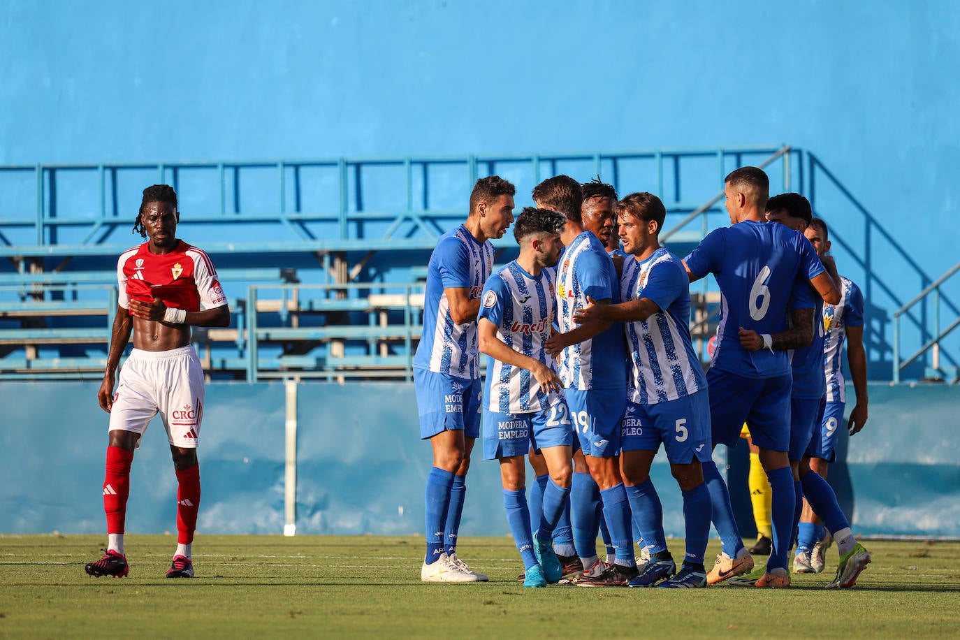 En imágenes, el partido entre el Águilas y el Real Murcia