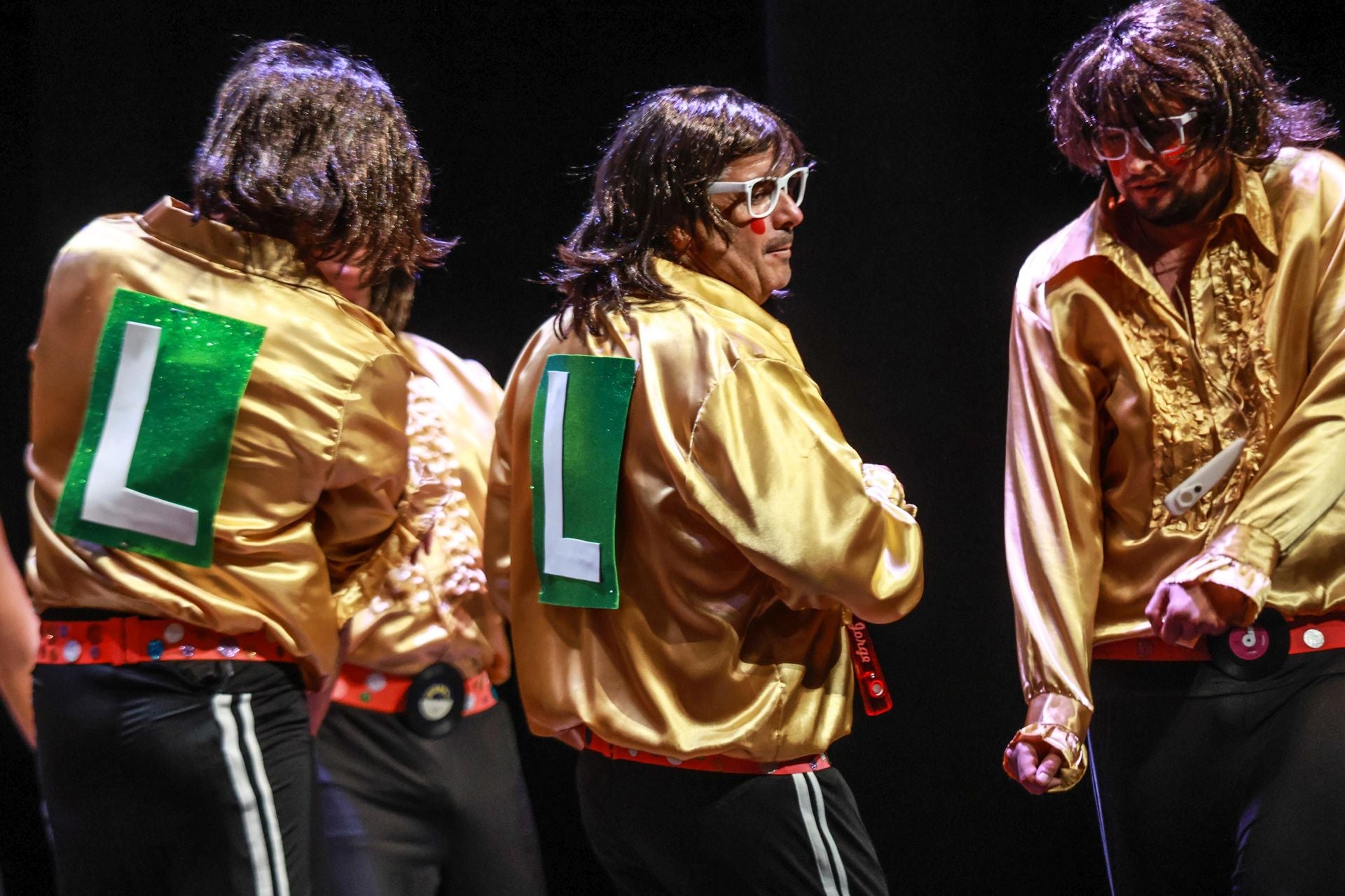 Carnaval, chirigoteo y humo gaditano en Torrevieja