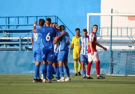 El Águilas celebra un gol ante el Real Murcia, este sábado.