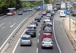 Tráfico en la A-30, en dirección a Madrid, este miércoles.