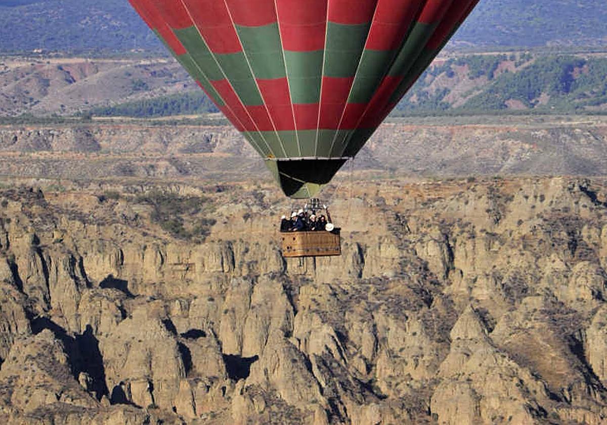 Paseo en globo por la Capadocia española.