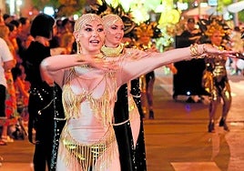 Uno de los momentos del desfile en Torrevieja.