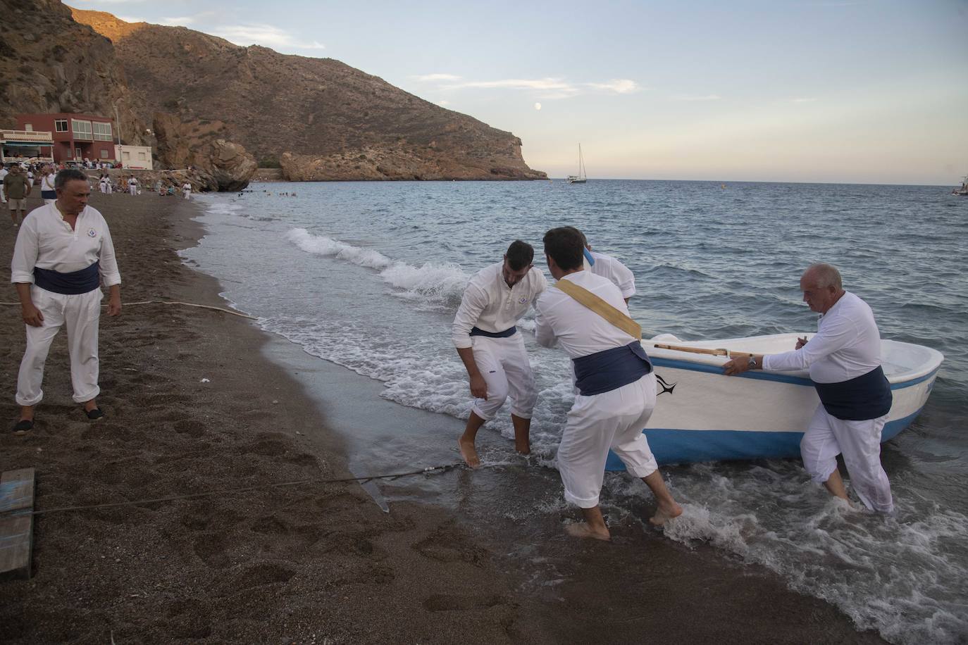 La jornada marinera de El Portús, en imágenes