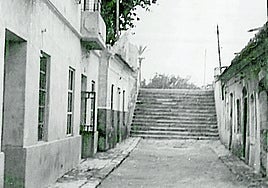 La desaparecida calle de las Escalericas, que enlazaba San Antolín con el Malecón.