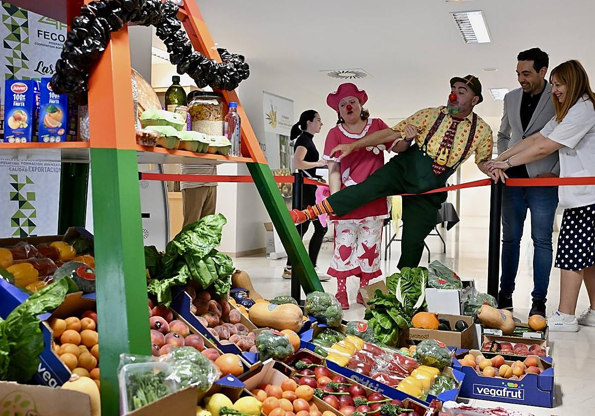 Miembros de Pupaclown en La Arrixaca, en una foto de archivo.