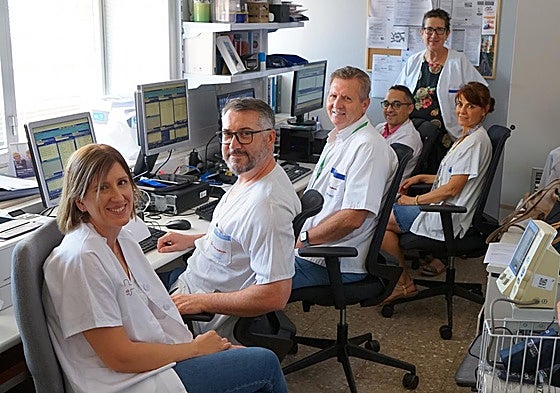 Miembros de la Unidad de Hospitalización a Domicilio del hospital Virgen de la Arrixaca.