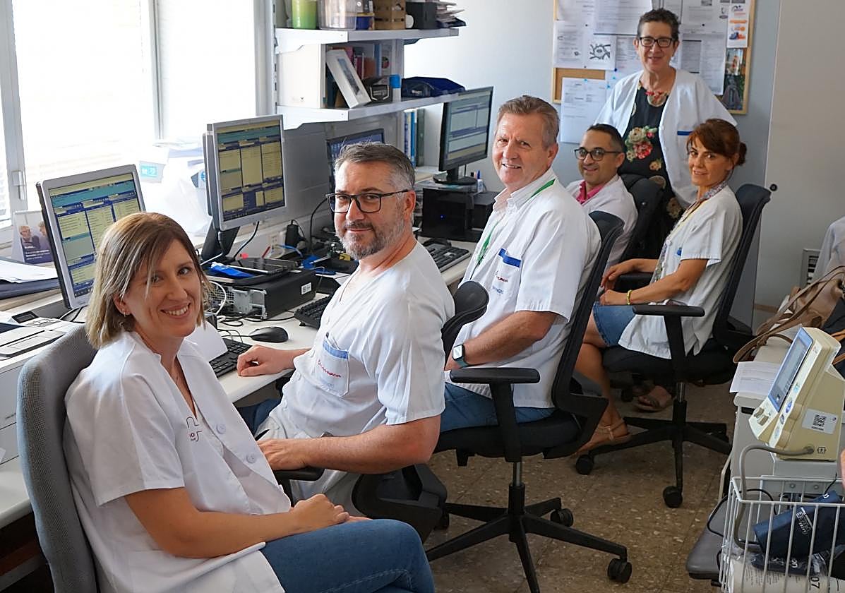 Miembros de la Unidad de Hospitalización a Domicilio del hospital Virgen de la Arrixaca.