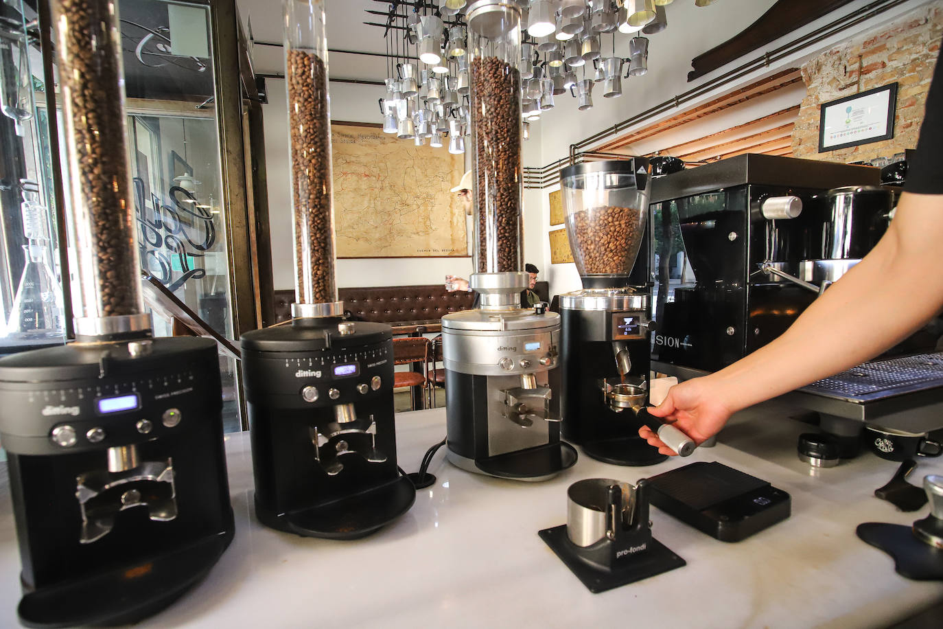 El local en Murcia de CaféLab, en imágenes