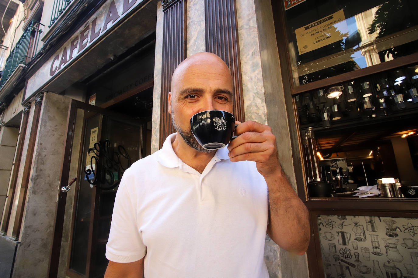 El local en Murcia de CaféLab, en imágenes