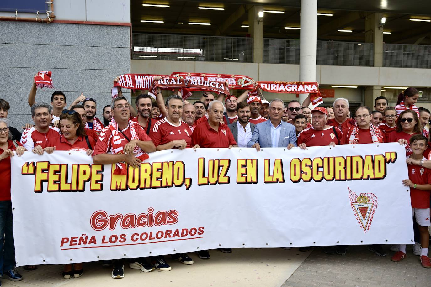 La derrota del Real Murcia frente al Yeclano ante su afición, en imágenes