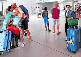 Usuarios del aeropuerto Juan de la Cierva, en agosto.