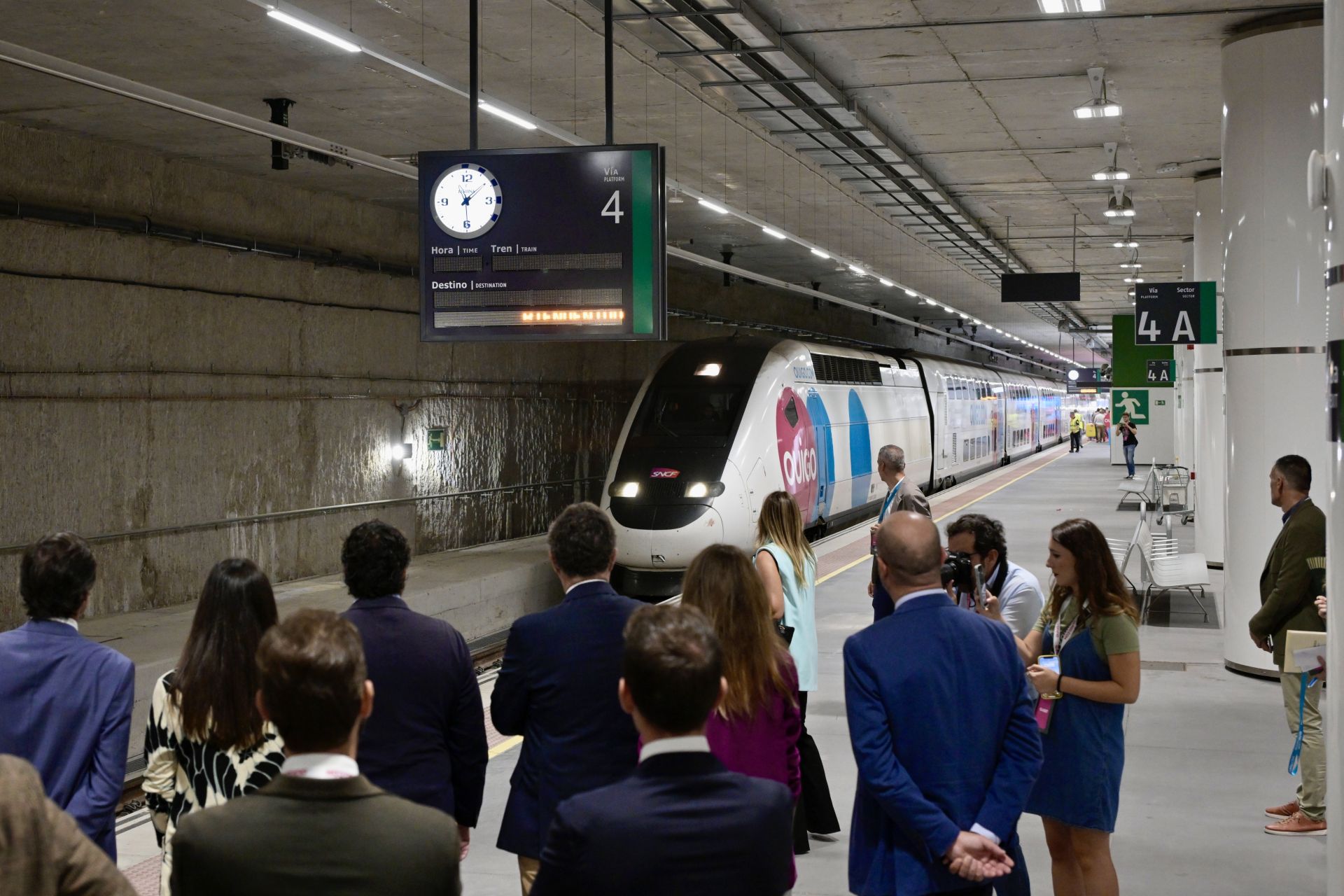 Así fue la inauguración de la línea de Ouigo entre Murcia y Madrid, en imágenes