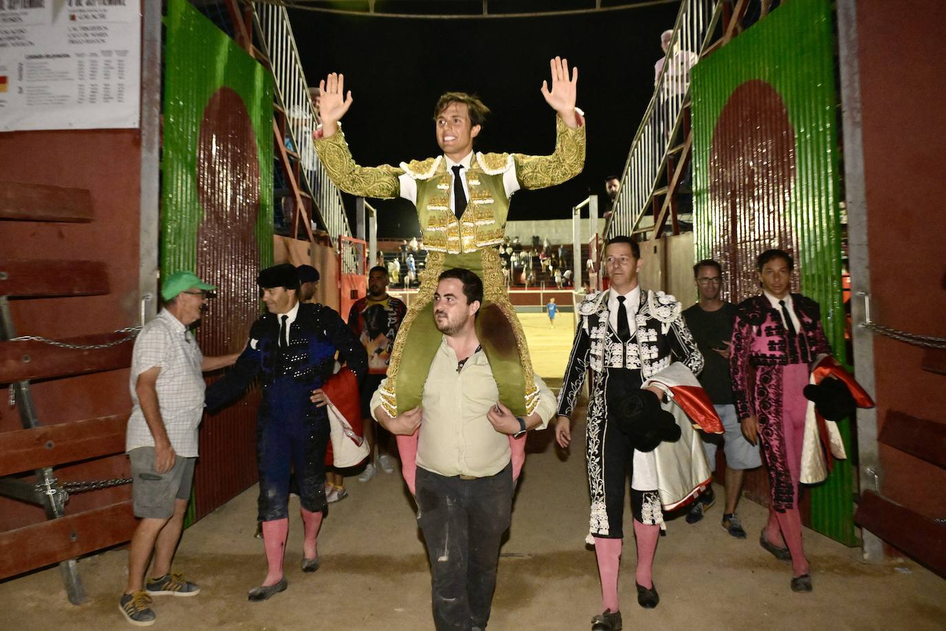 Las imágenes de la corrida de la Feria del Arroz de Calasparra