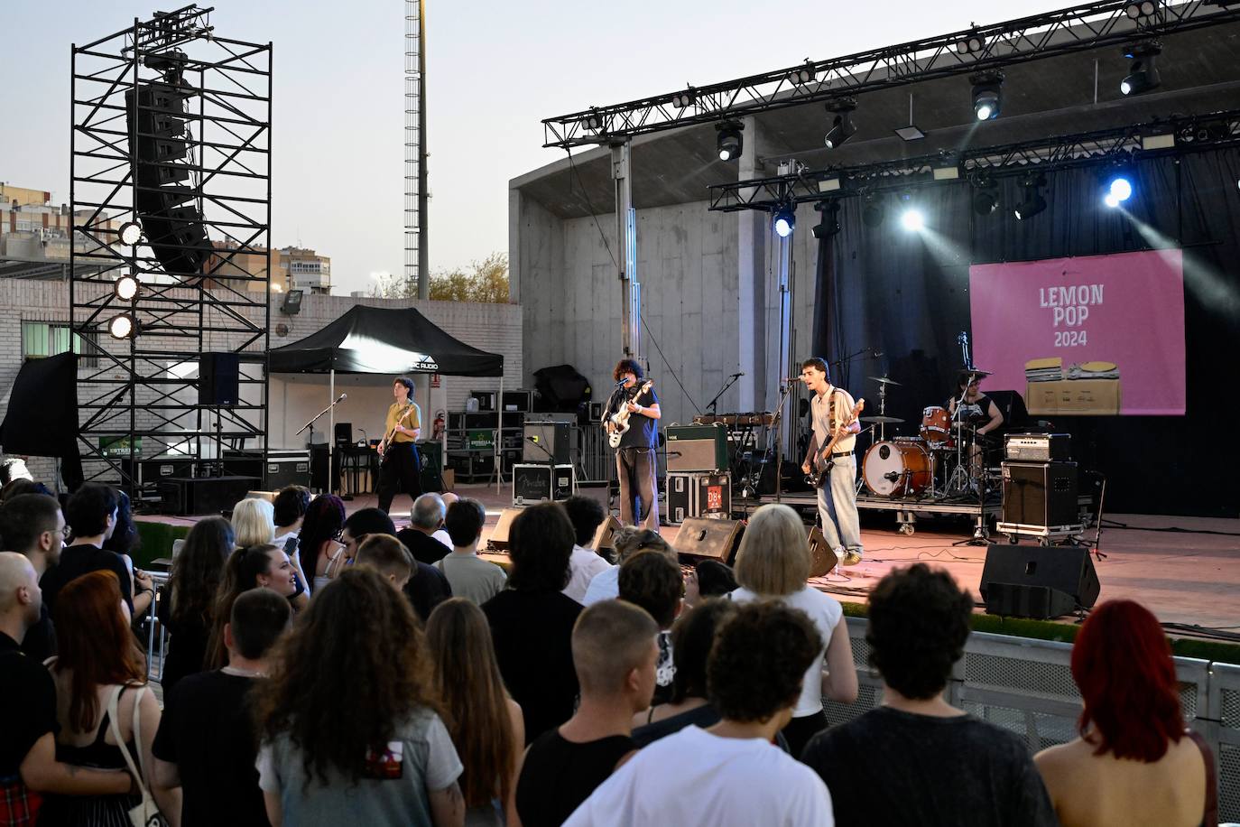 Las imágenes del Festival Lemon Pop en el auditorio parque de Fofó de Murcia