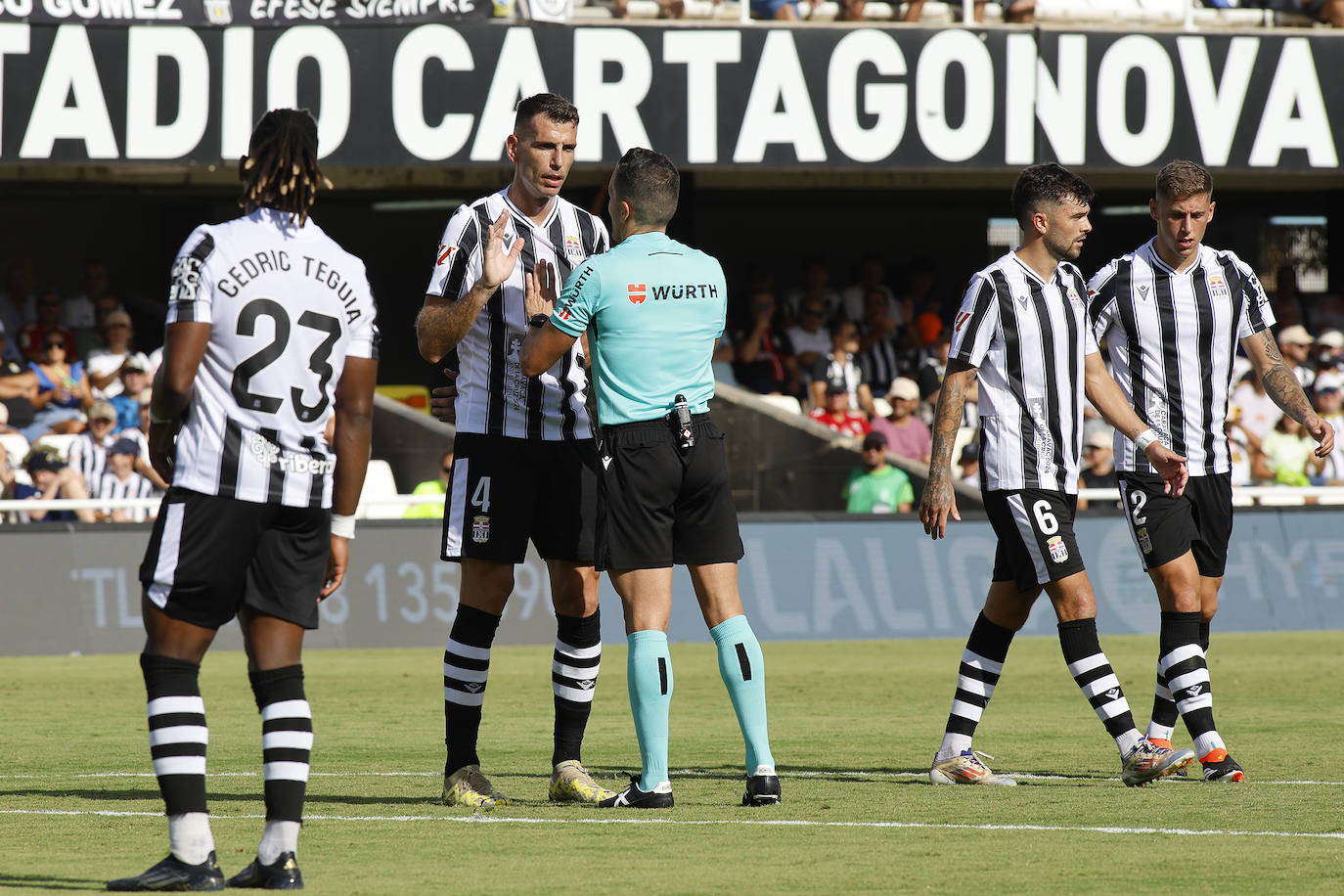 La derrota del Cartagena frente al Levante, en imágenes