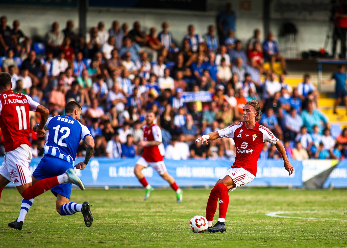 La victoria del Real Murcia frente al Alcoyano, en imágenes