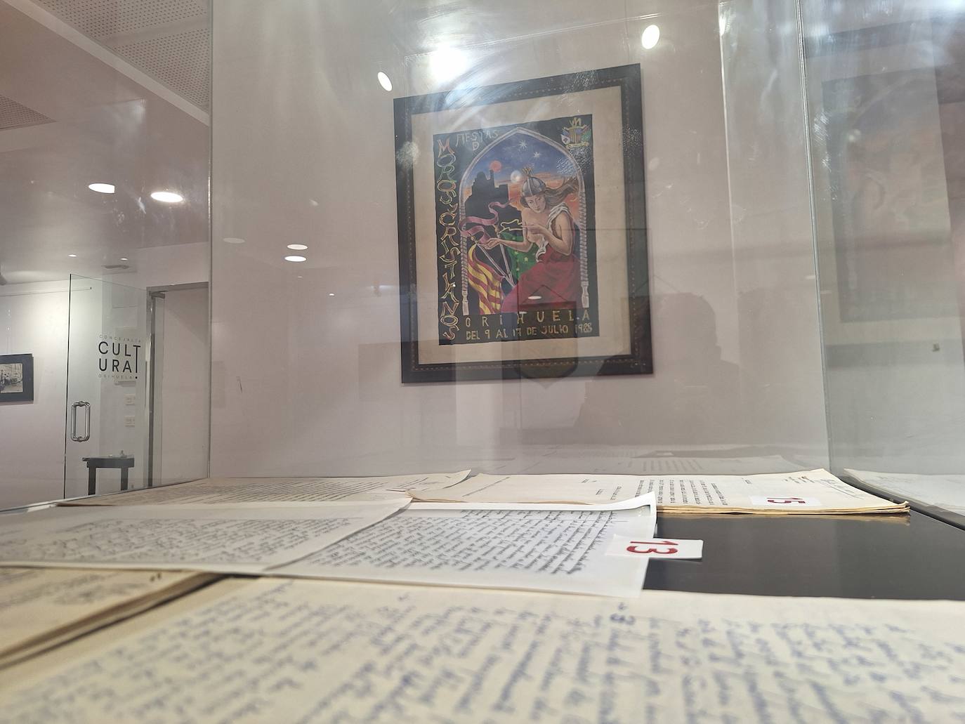 Las imágenes de la exposición de los 50 años de Moros y Cristianos en Orihuela