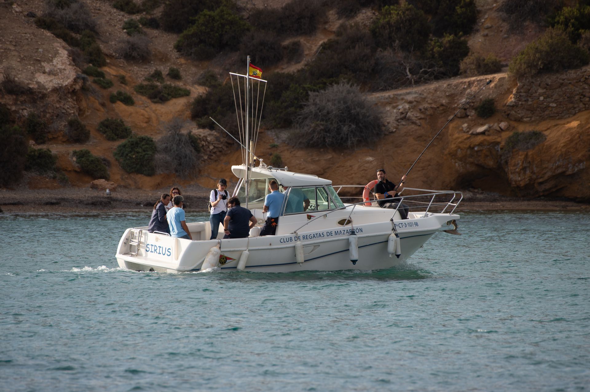 La extracción de la primera porción del barco fenicio de Mazarrón, en imágenes