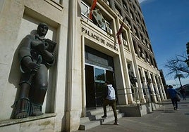 Imagen de archivo del Palacio de Justicia de Murcia, sede de la Audiencia.
