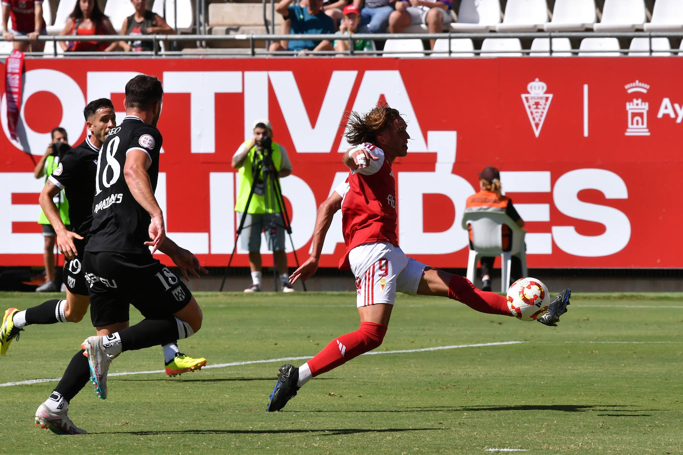 La victoria del Real Murcia contra el Mérida, en imágenes