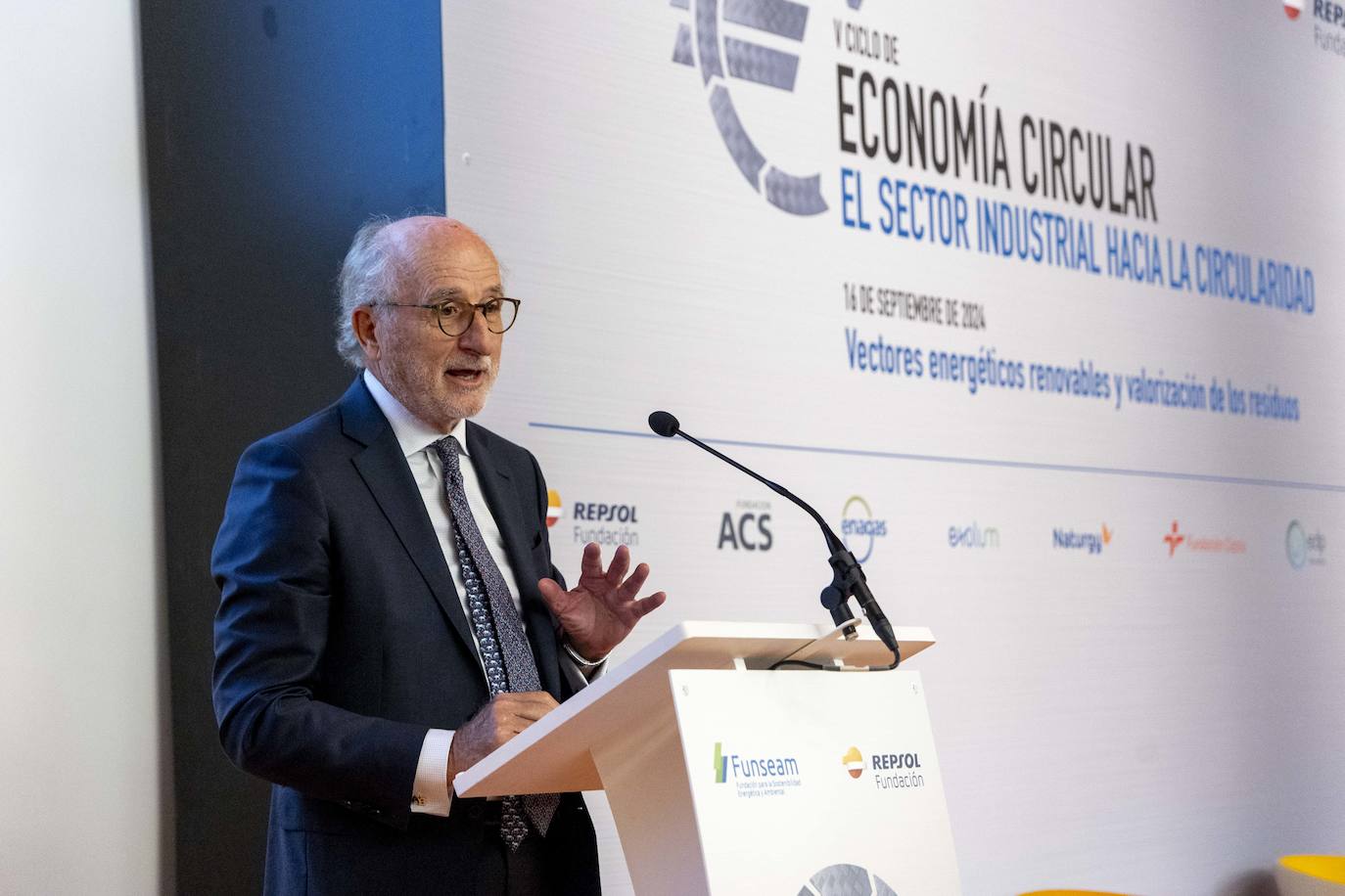 Las imágenes de la primera jornada del V Ciclo de Economía Circular