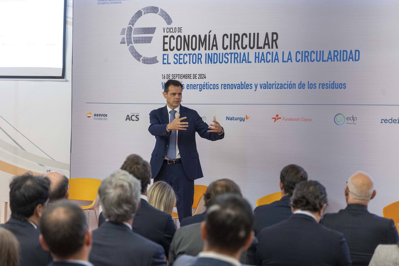 Las imágenes de la primera jornada del V Ciclo de Economía Circular