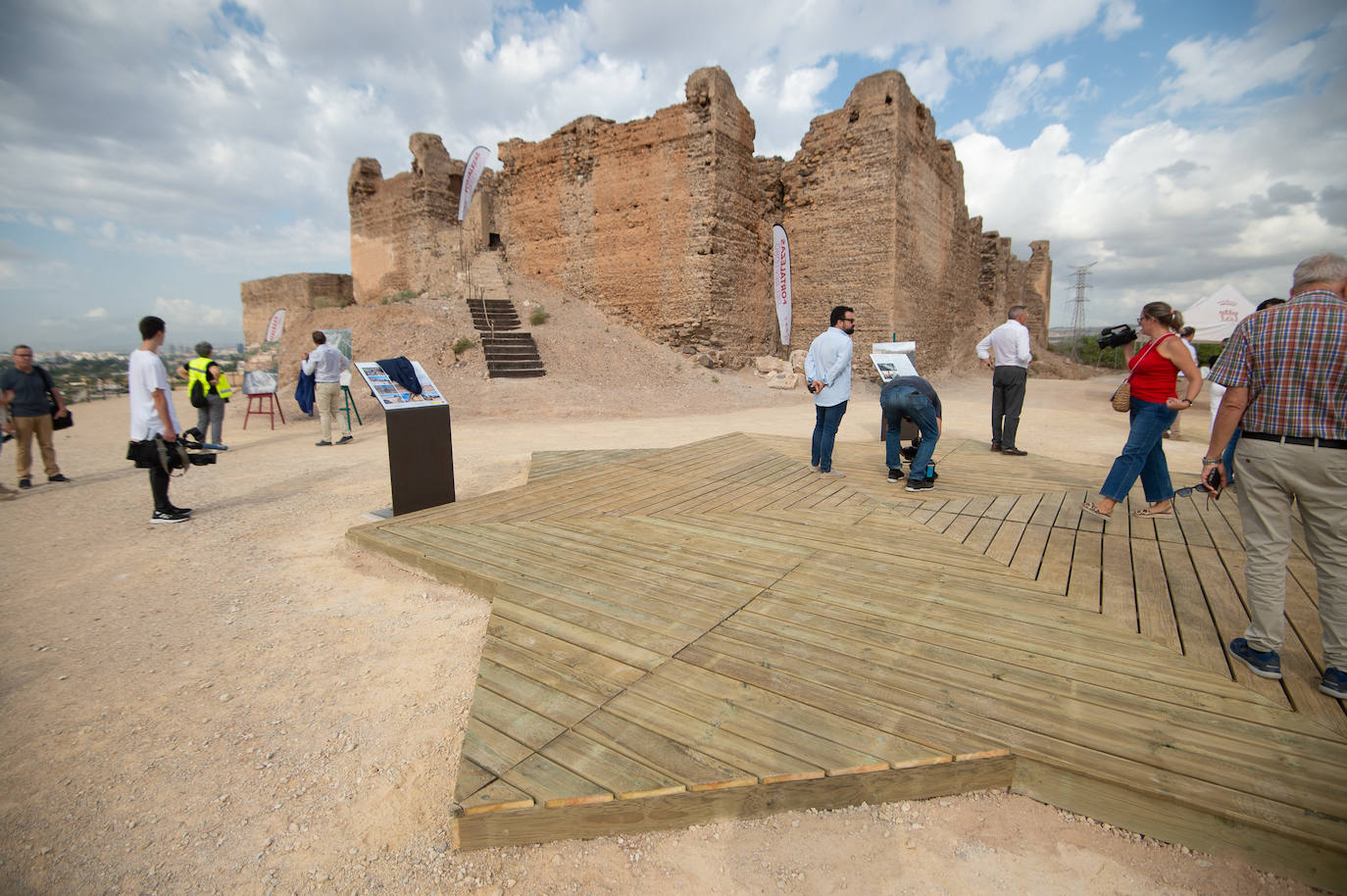 La restauración del recinto inferior del Castillejo de Monteagudo en Murcia, en imágenes