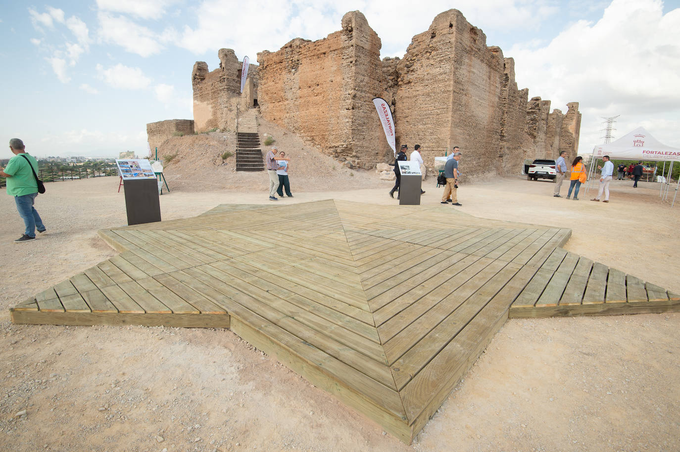 La restauración del recinto inferior del Castillejo de Monteagudo en Murcia, en imágenes